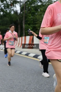 Runner Photo 4302692