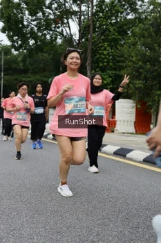 Runner Photo 4302693