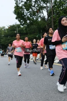 Runner Photo 4302714