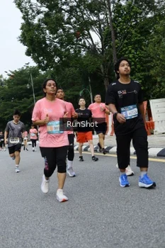 Runner Photo 4302719