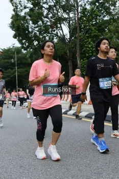 Runner Photo 4302724