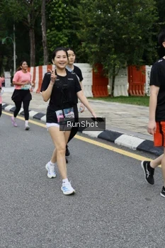 Runner Photo 4302742