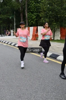 Runner Photo 4302748