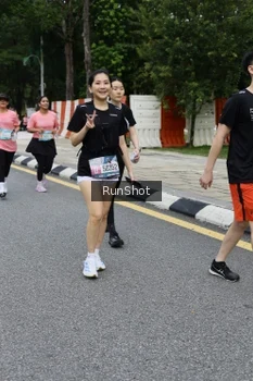 Runner Photo 4302749