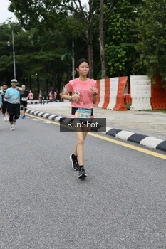 Runner Photo 4302753