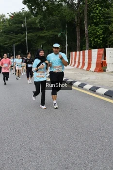 Runner Photo 4302764