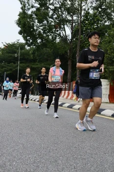 Runner Photo 4302772