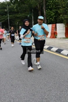 Runner Photo 4302775