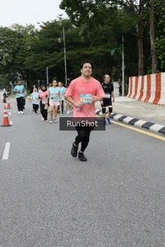 Runner Photo 4302784