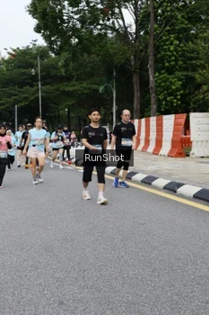 Runner Photo 4302789