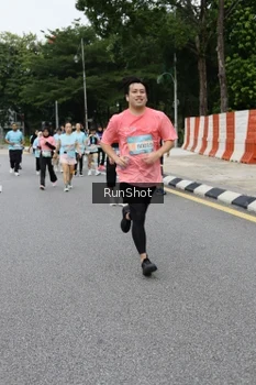 Runner Photo 4302794