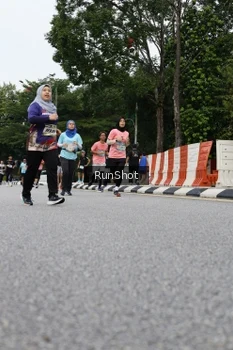 Runner Photo 4302795