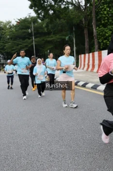 Runner Photo 4302811