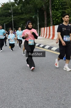 Runner Photo 4302813
