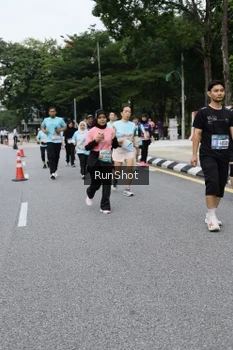 Runner Photo 4302815