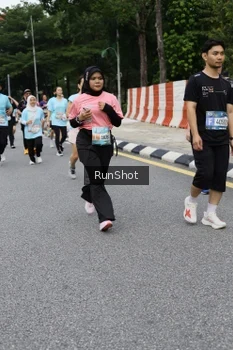 Runner Photo 4302817