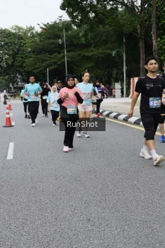 Runner Photo 4302818