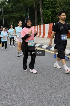 Runner Photo 4302821