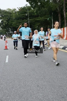 Runner Photo 4302822