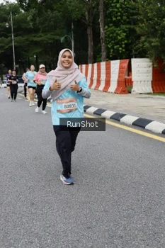 Runner Photo 4302823