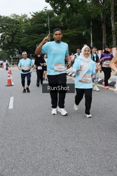 Runner Photo 4302834