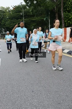 Runner Photo 4302838