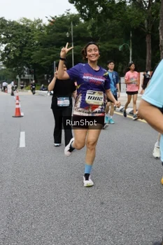 Runner Photo 4302844