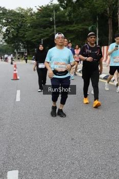 Runner Photo 4302850