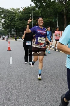 Runner Photo 4302857