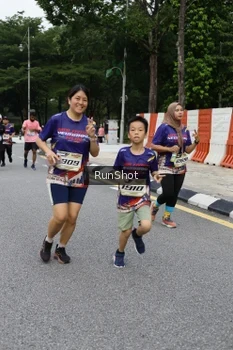 Runner Photo 4302866