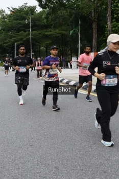 Runner Photo 4302881