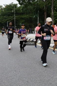 Runner Photo 4302887