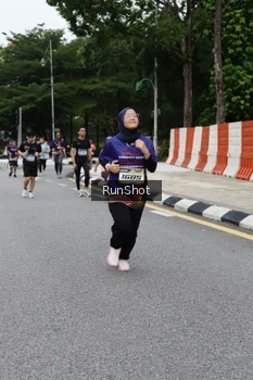 Runner Photo 4302893