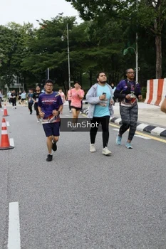 Runner Photo 4302907