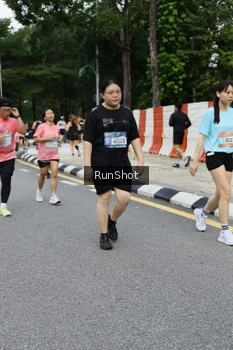 Runner Photo 4302913