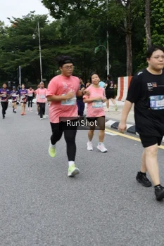 Runner Photo 4302919