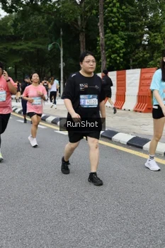 Runner Photo 4302921