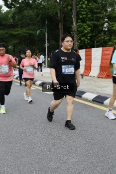 Runner Photo 4302935