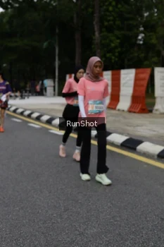 Runner Photo 4302939