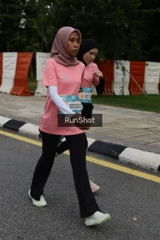 Runner Photo 4302950