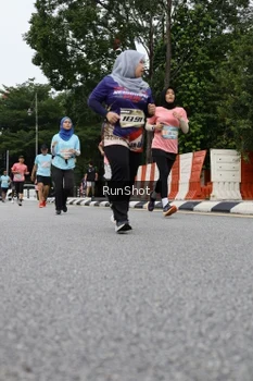Runner Photo 4302952