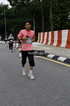 Runner Photo 4302956