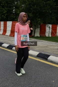 Runner Photo 4302958