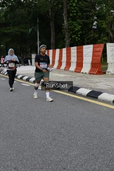 Runner Photo 4302964