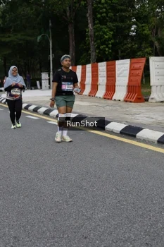 Runner Photo 4302968
