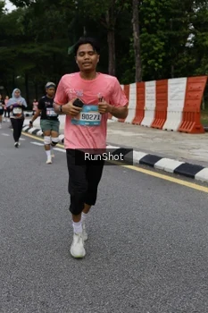 Runner Photo 4302970