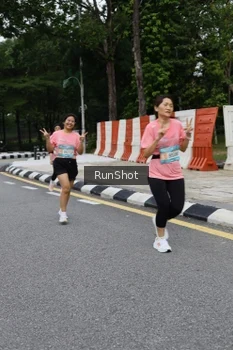 Runner Photo 4302978