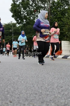 Runner Photo 4302981
