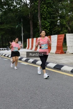 Runner Photo 4302983