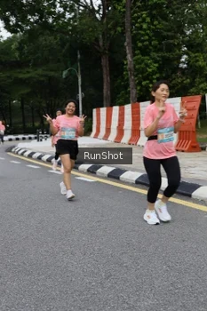 Runner Photo 4302985